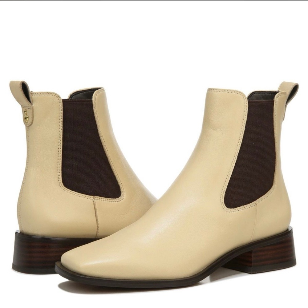 Sam Edelman Thelma Chelsea Boots - Picture 2 of 7